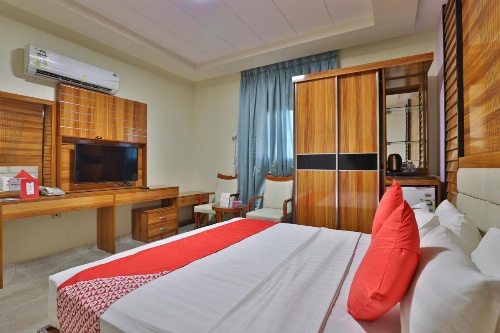 Blue Diamond Hotel image 17