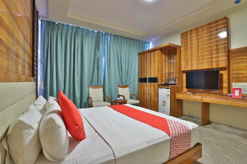 Blue Diamond Hotel image 25